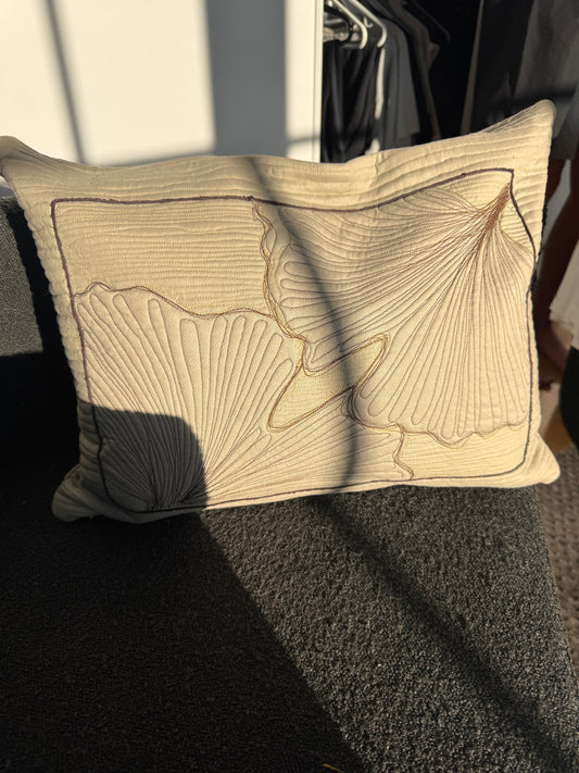Gingko pillow #2 (15 x 20 in)