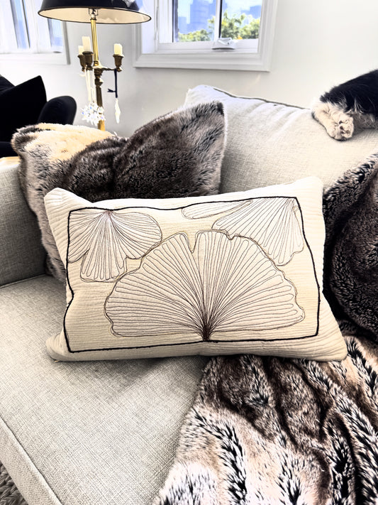 Gingko Pillow (15 x 20in)